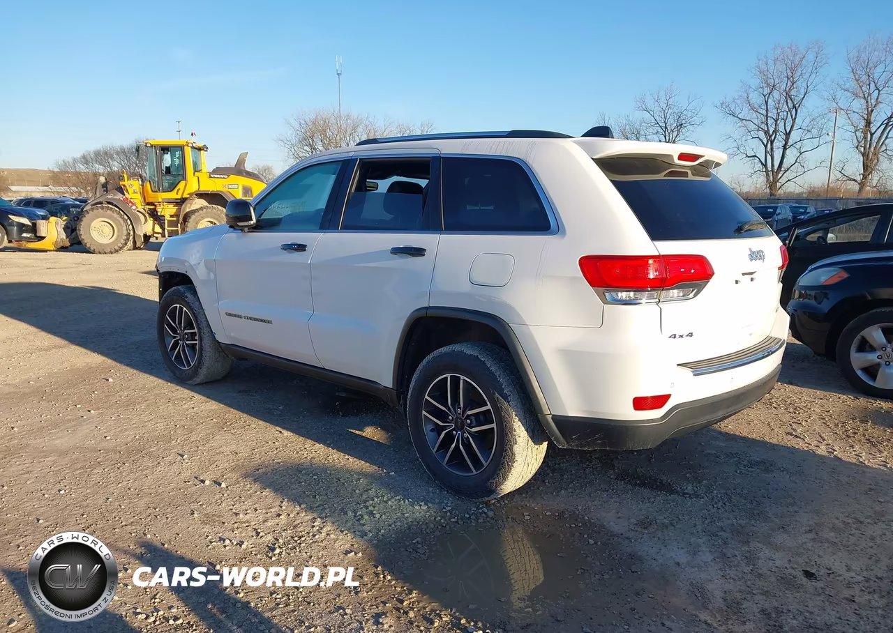 2017 Jeep Grand Cherokee Limited 4X4 VIN:1C4RJFBG0HC806965 - 3