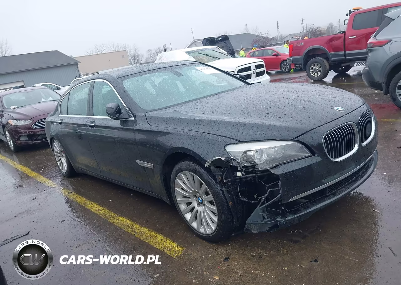 2012 BMW 750Li xDrive