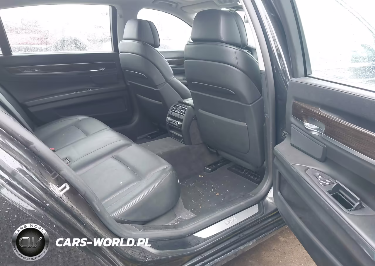 2012 BMW 750Li xDrive VIN:WBAKC8C5XCC436909 - 8