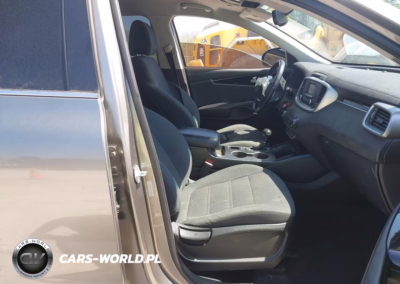 2016 Kia Sorento 2.4L Lx VIN:5XYPG4A35GG084962 - 5