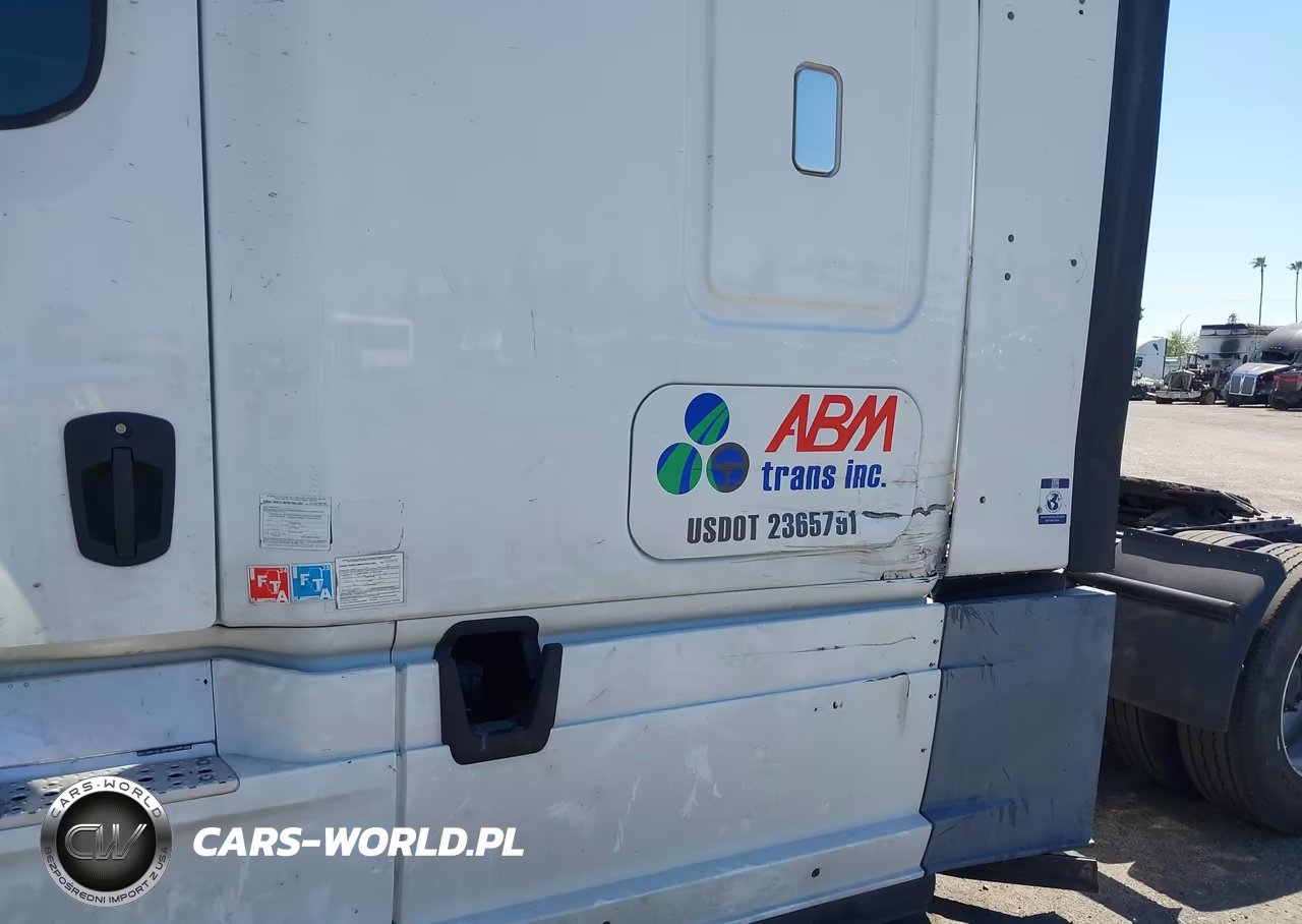 2019 Freightliner New Cascadia 126 VIN:3AKJHHDR3KSJW9030 - 11