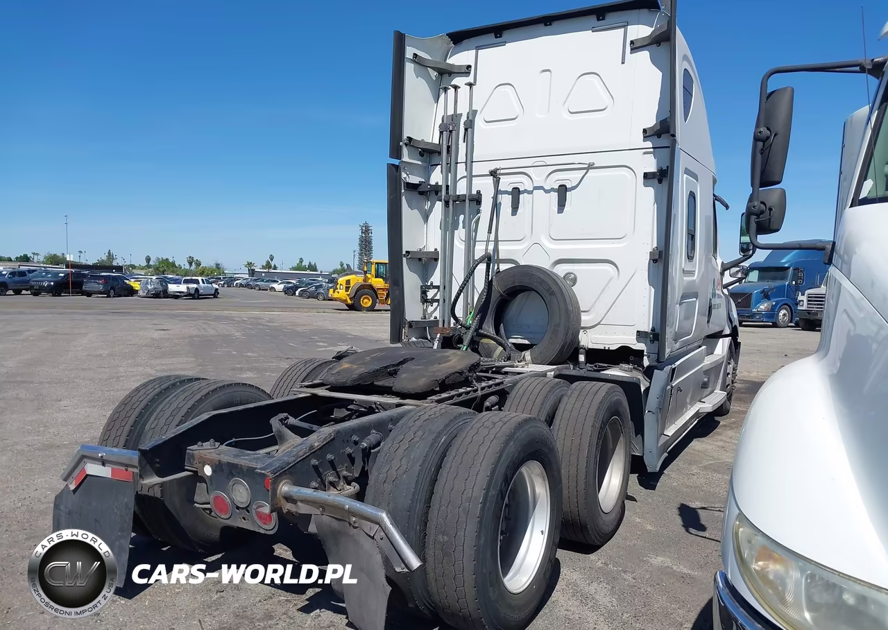2019 Freightliner New Cascadia 126 VIN:3AKJHHDR3KSJW9030 - 4