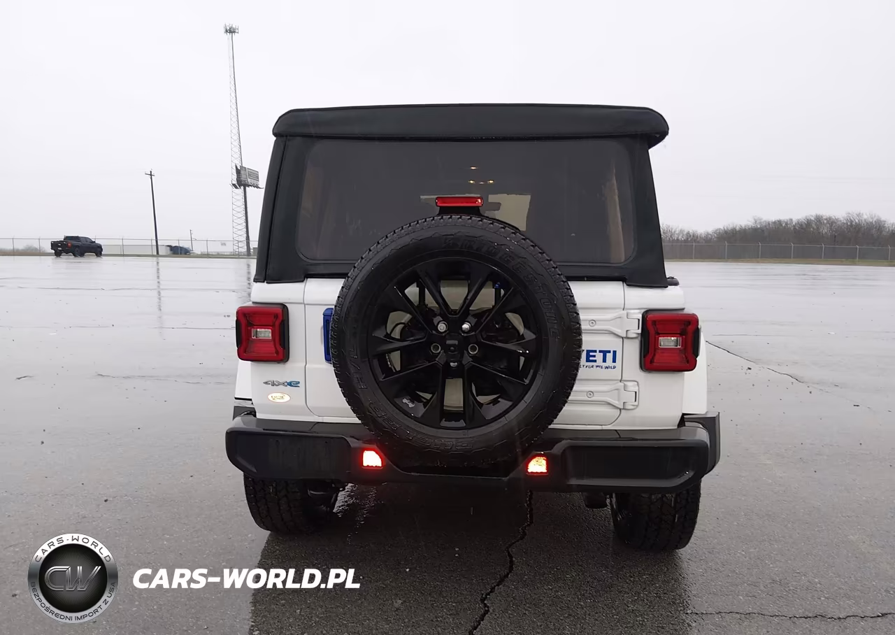 2021 Jeep Wrangler 4Xe Unlimited Sahara 4X4 VIN:1C4JJXP68MW743478 - 16
