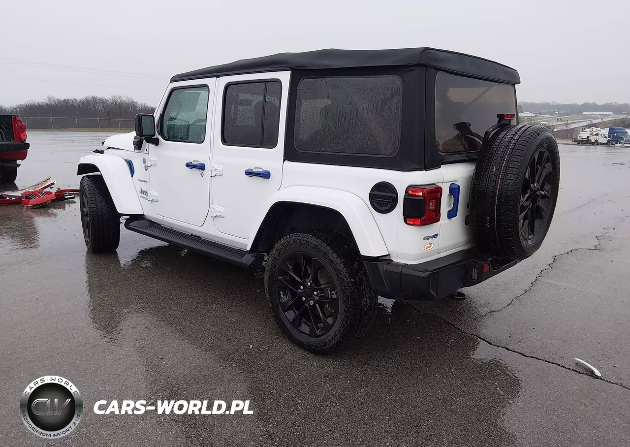 2021 Jeep Wrangler 4Xe Unlimited Sahara 4X4 VIN:1C4JJXP68MW743478 - 3