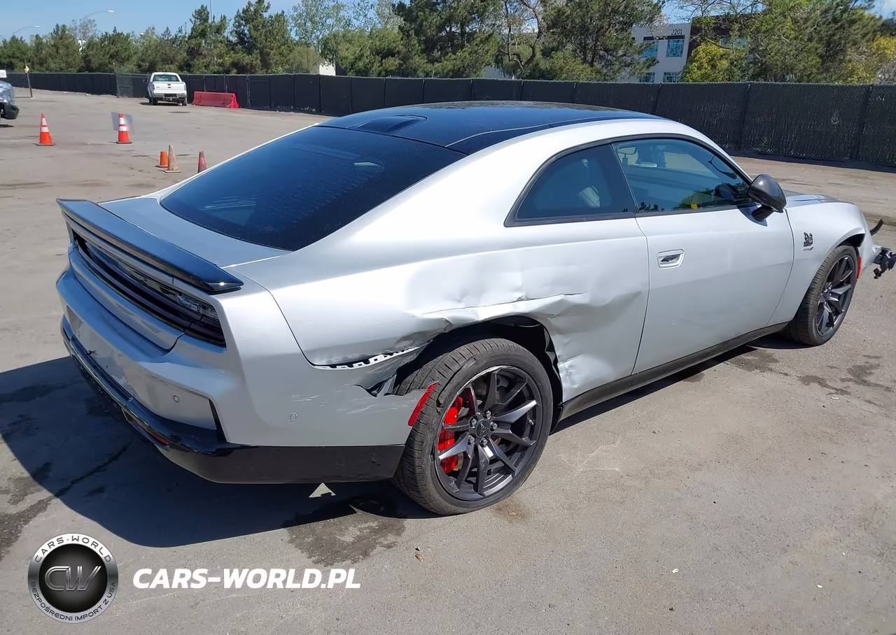 2024 Dodge Charger Daytona Scat Pack Awd VIN:2C3CDBDK2RR205433 - 4