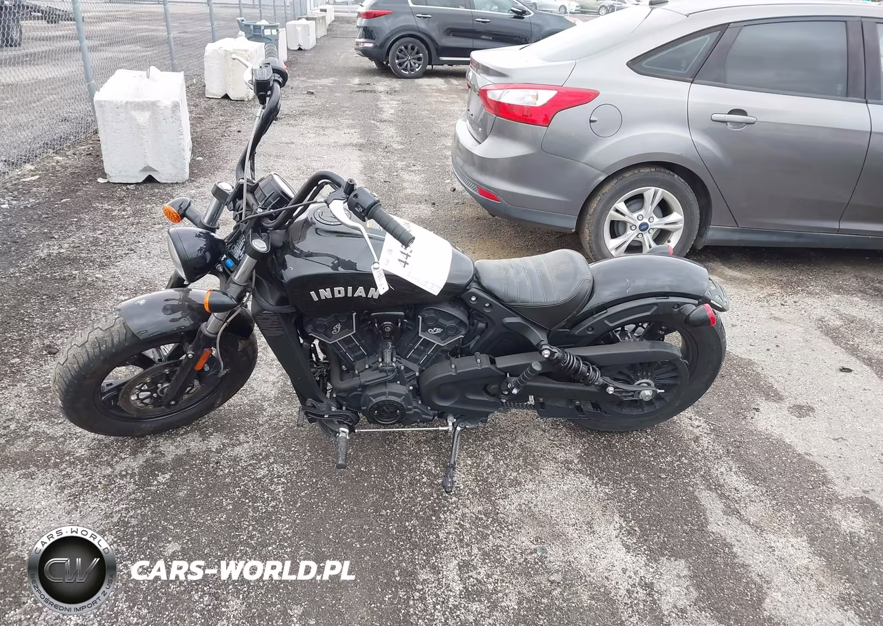 2020 Indian Motorcycle Co. Scout Bobber Sixty VIN:56KMTB111L3161773 - 13