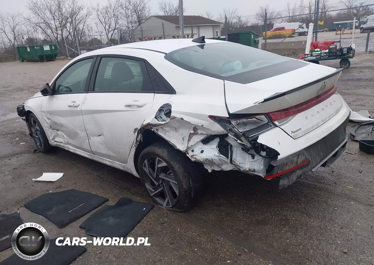 2025 Hyundai Elantra Sel Sport VIN:KMHLM4DGXSU994244 - 3