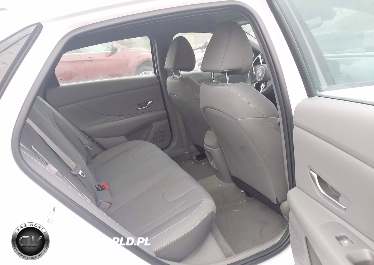 2025 Hyundai Elantra Sel Sport VIN:KMHLM4DGXSU994244 - 8