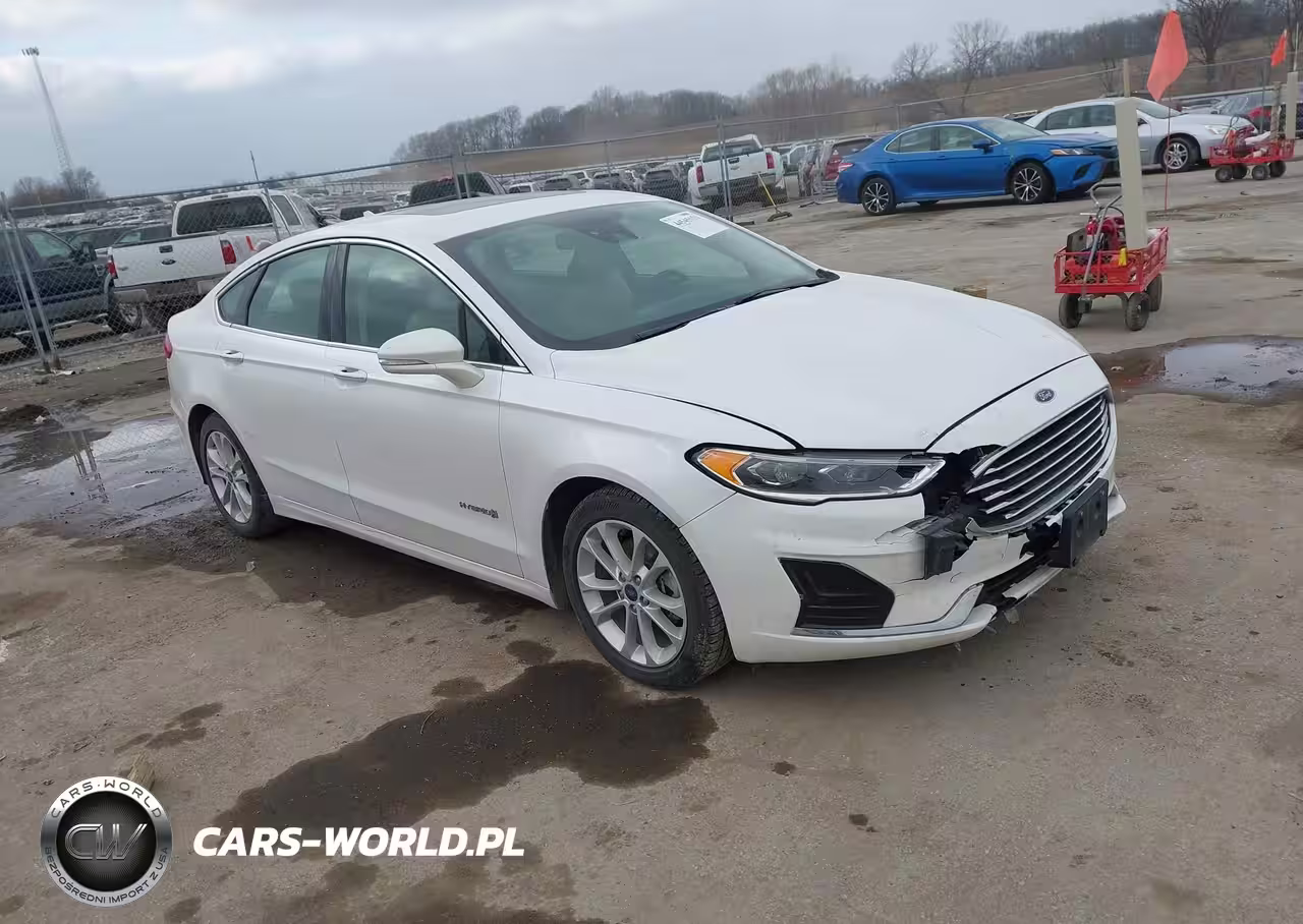 2019 Ford Fusion Hybrid Sel