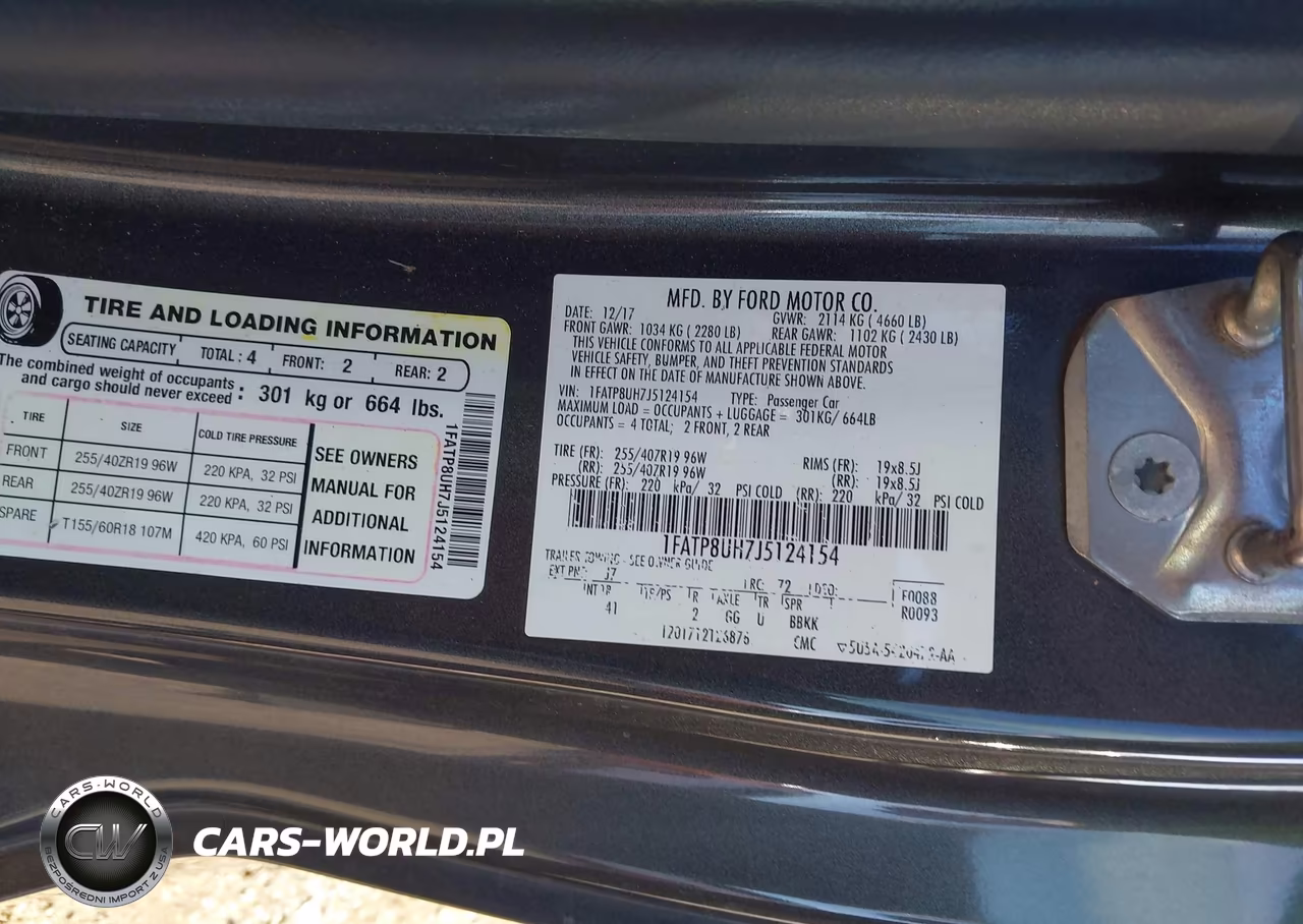 2018 Ford Mustang Ecoboost Premium VIN:1FATP8UH7J5124154 - 9