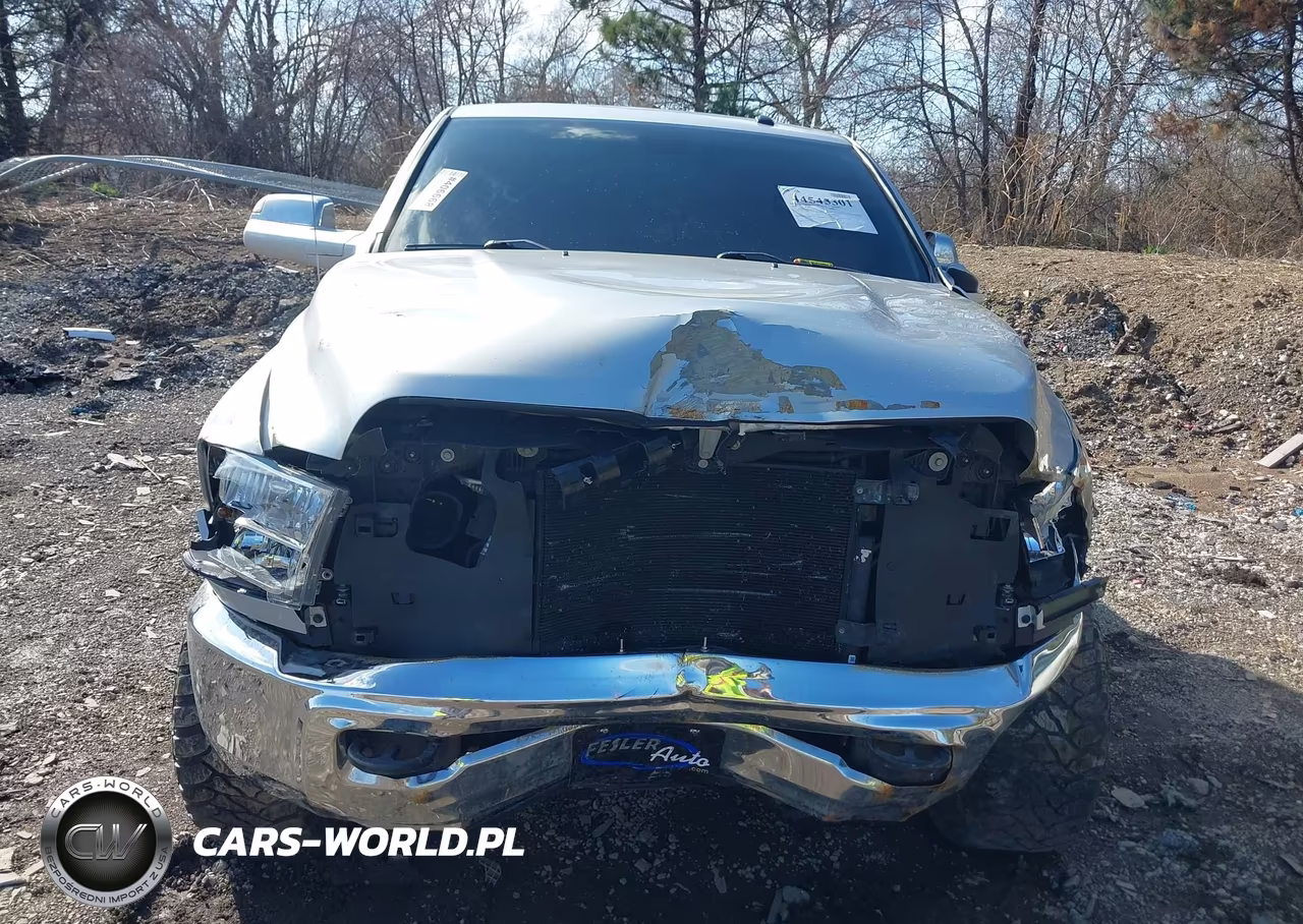 2018 Ram 3500 Tradesman 4X4 6'4 Box VIN:3C63R3CL3JG238990 - 11