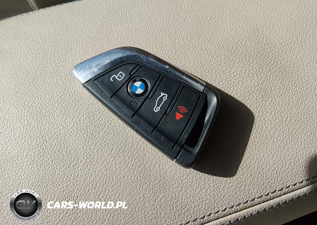 2021 BMW 330I VIN:3MW5R1J02M8B91154 - 11
