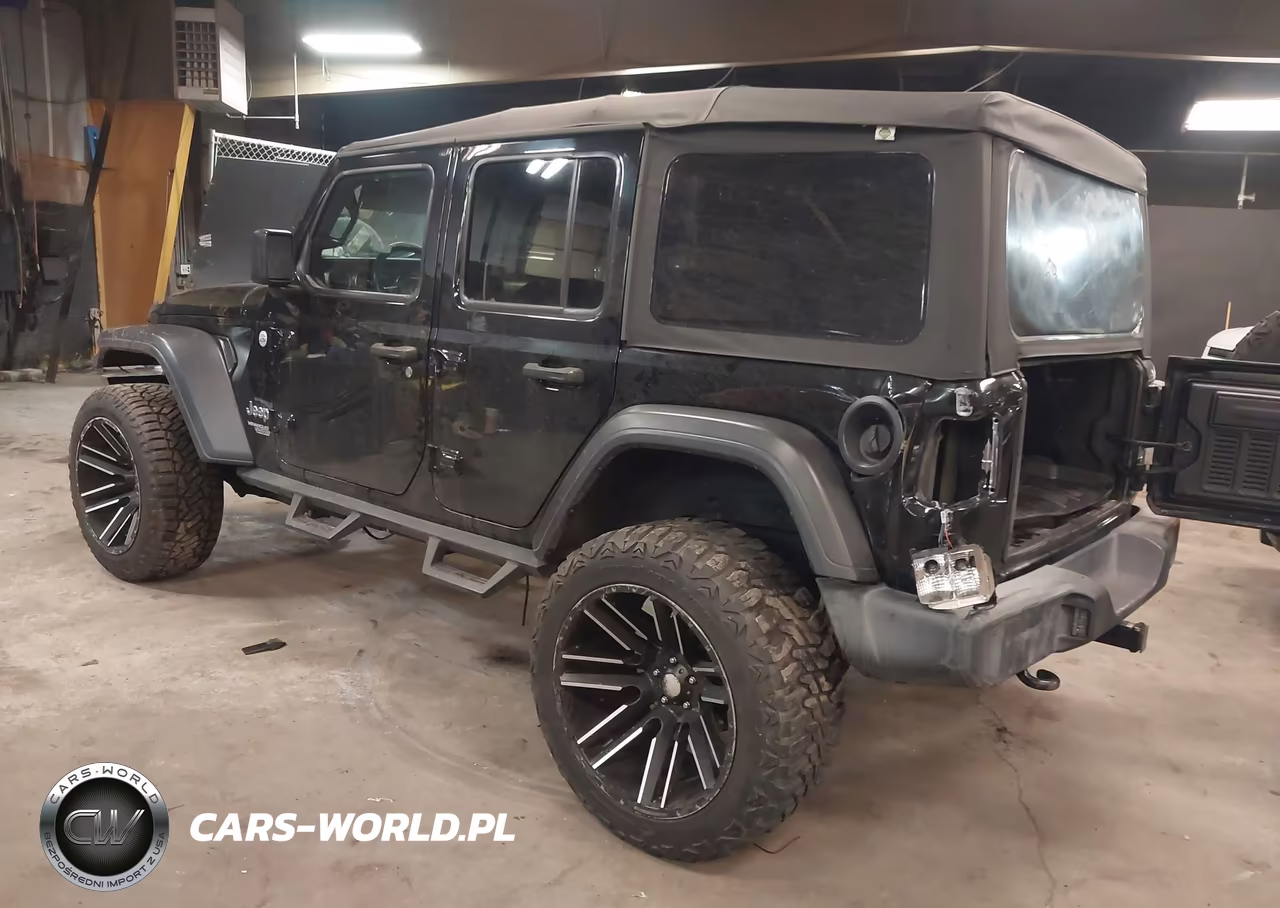 2019 Jeep Wrangler Unlimited Sport S 4X4 VIN:1C4HJXDN5KW624620 - 3