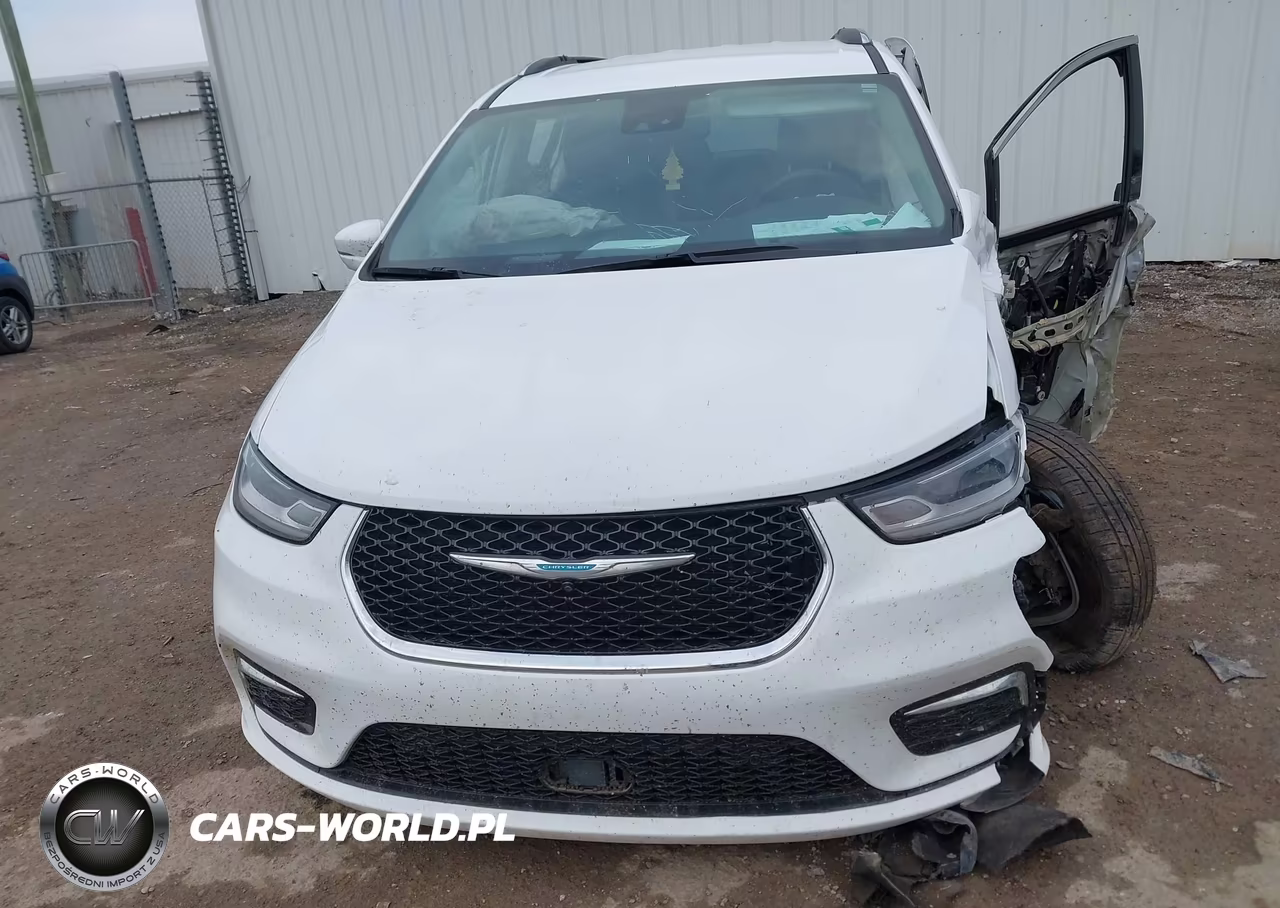 2021 Chrysler Pacifica Hybrid Touring L VIN:2C4RC1L74MR596965 - 11