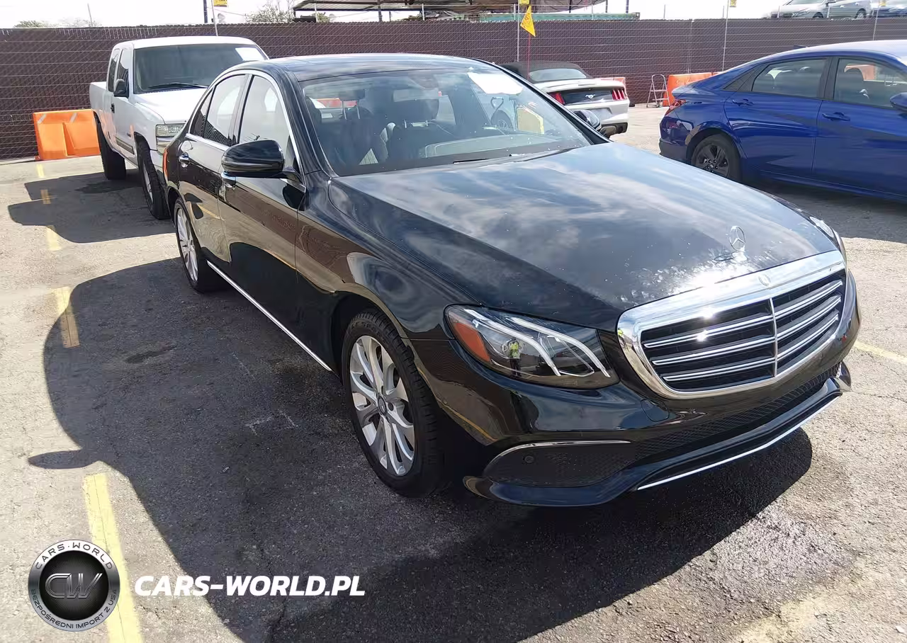 2017 Mercedes-Benz E 300