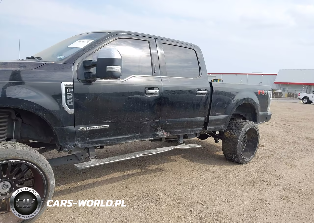 2017 Ford F-250 Platinum VIN:1FT7W2BT9HEE32262 - 6