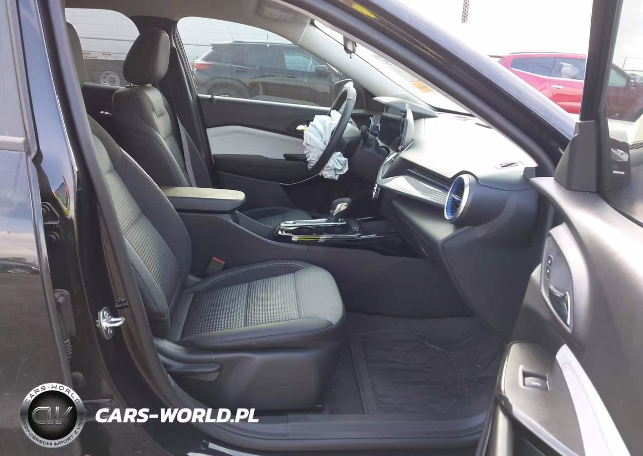 2026 Chevrolet Trax Fwd Lt VIN:KL77LHEP2TC051123 - 5