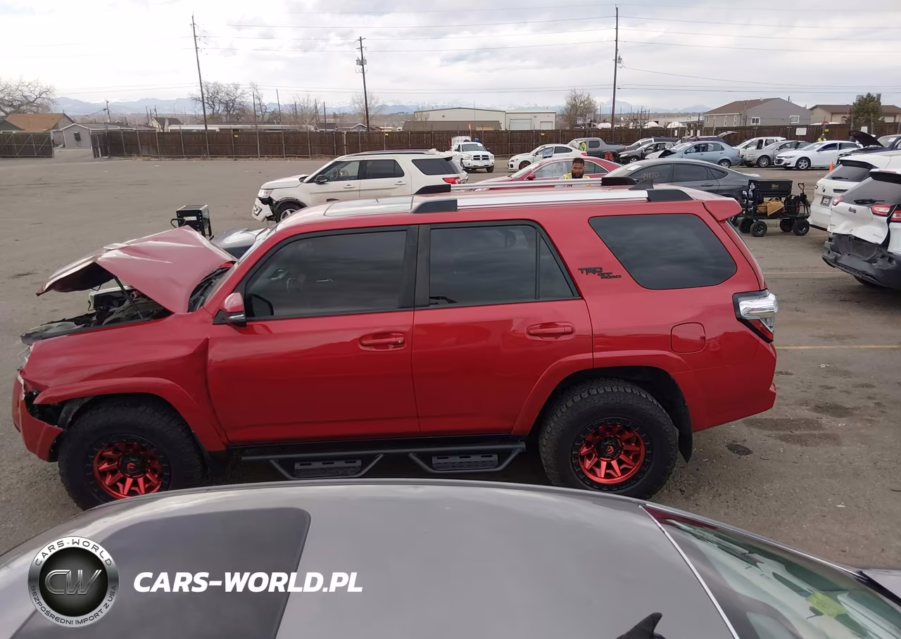 2018 Toyota 4Runner Trd Off Road Premium VIN:JTEBU5JRXJ5521122 - 15