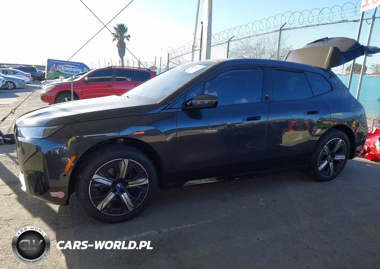 2025 BMW Ix xDrive50 VIN:WB523CF01SCT07778 - 14