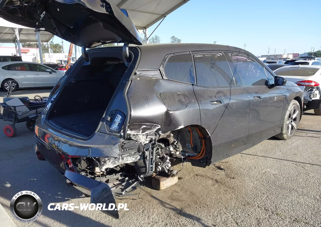 2025 BMW Ix xDrive50 VIN:WB523CF01SCT07778 - 4