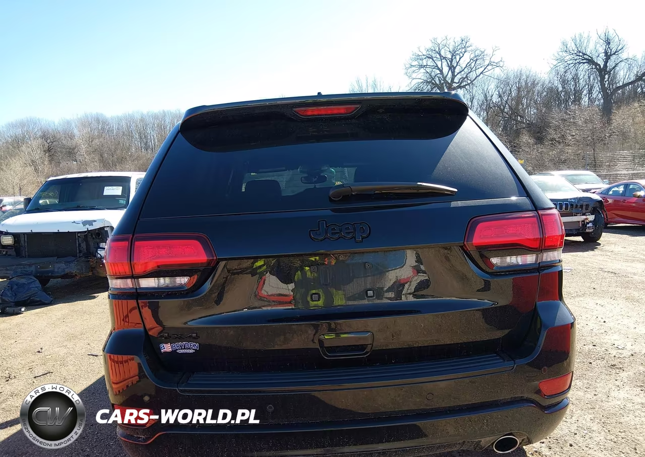 2018 Jeep Grand Cherokee Altitude 4X4 VIN:1C4RJFAG8JC137495 - 16