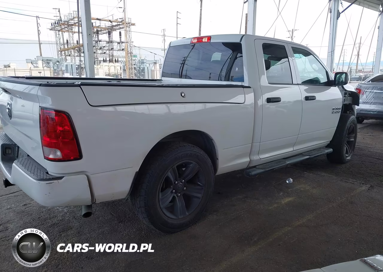 2018 Ram 1500 Express 4X2 6'4 Box VIN:1C6RR6FT7JS211341 - 4