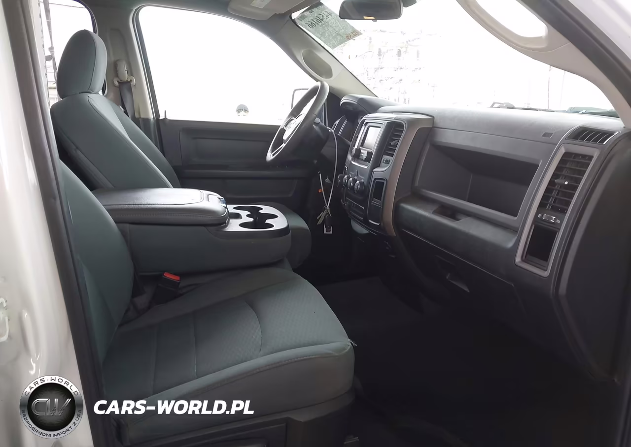 2018 Ram 1500 Express 4X2 6'4 Box VIN:1C6RR6FT7JS211341 - 5