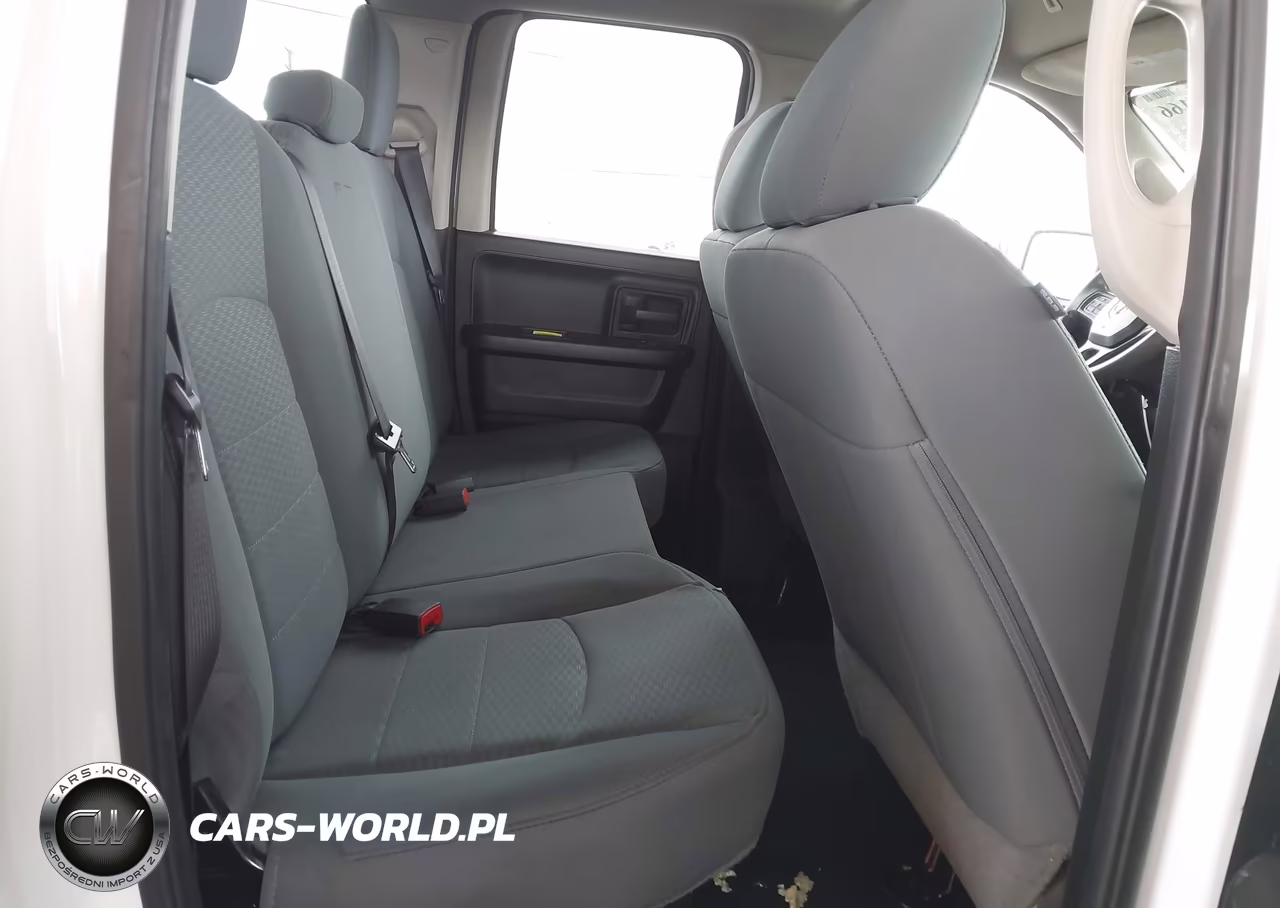 2018 Ram 1500 Express 4X2 6'4 Box VIN:1C6RR6FT7JS211341 - 8