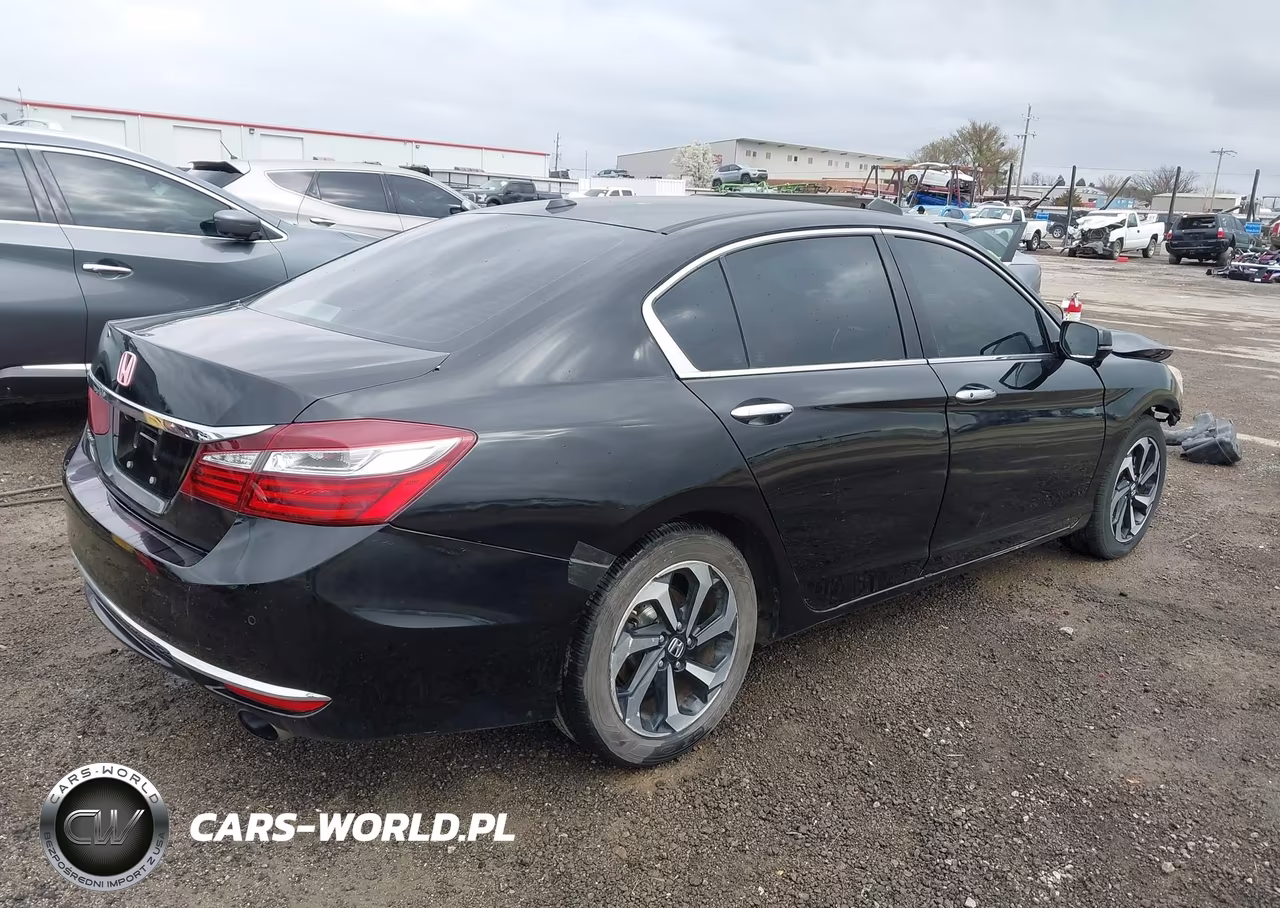 2017 Honda Accord Ex-L VIN:1HGCR2F82HA045816 - 4