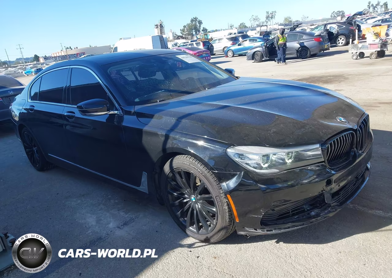2019 BMW 740I