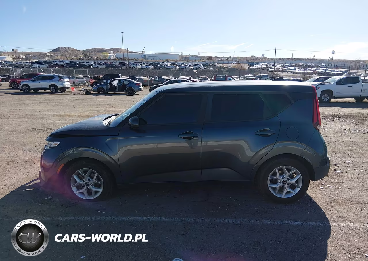 2020 Kia Soul S VIN:KNDJ23AUXL7117226 - 14