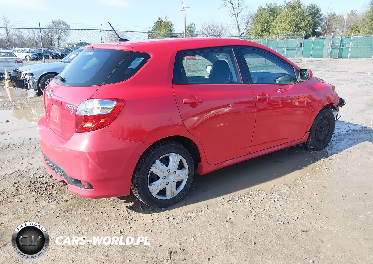 2011 Toyota Matrix VIN:2T1KU4EEXBC713196 - 4