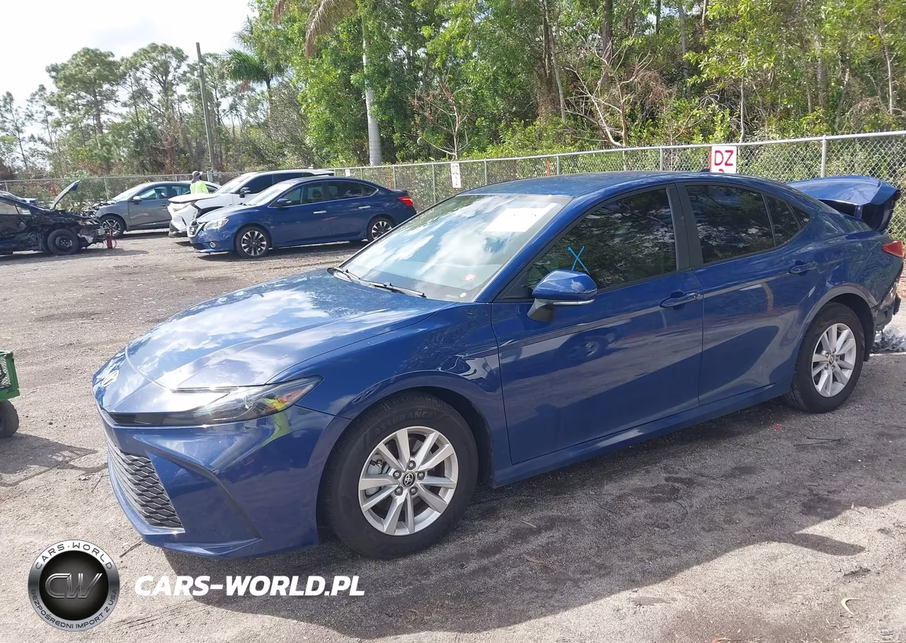 2025 Toyota Camry Le VIN:4T1DAACK4SU170628 - 2