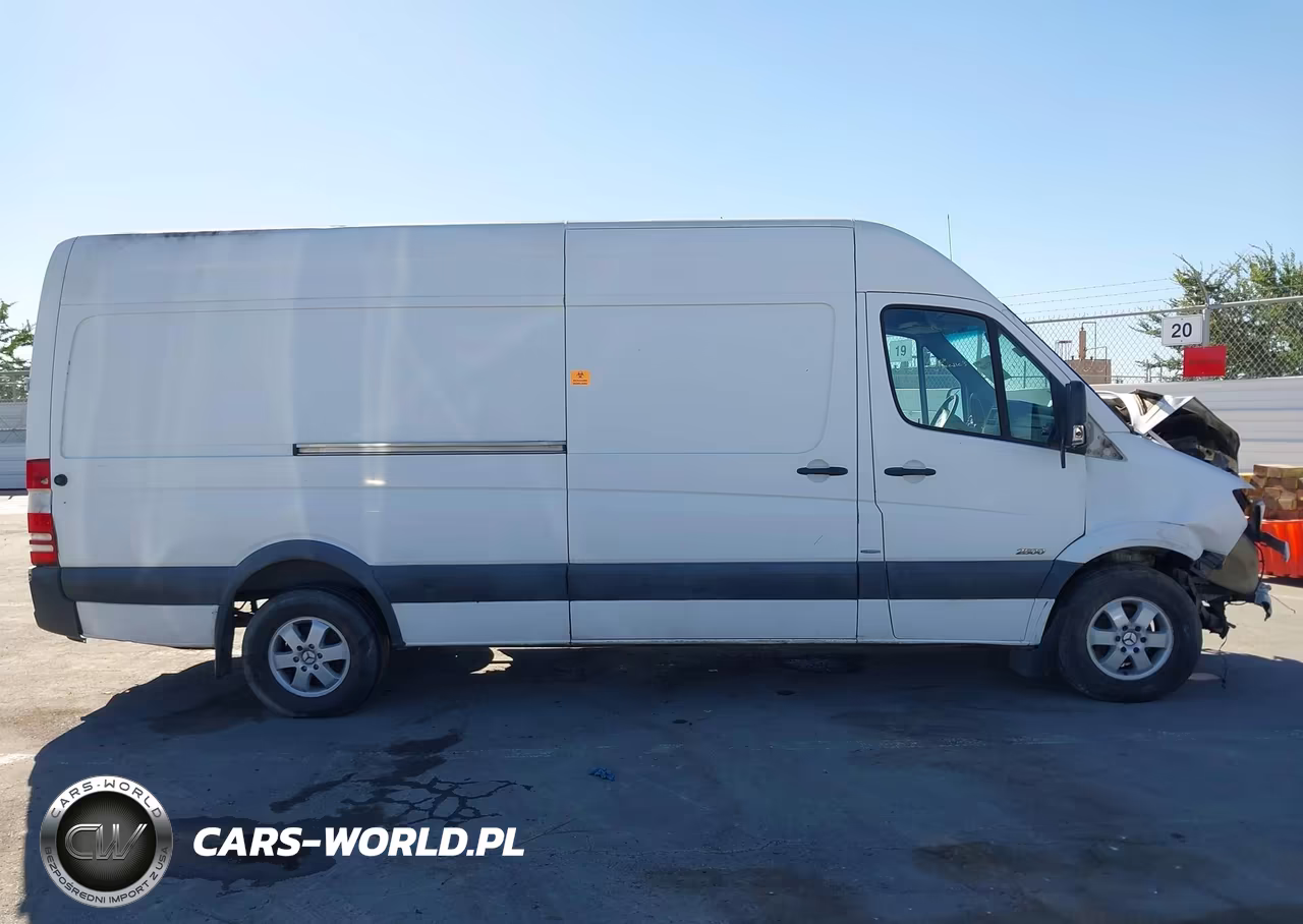 2010 Mercedes-Benz Sprinter Van 2500 High Roof VIN:WD3PE8CC8A5463412 - 12