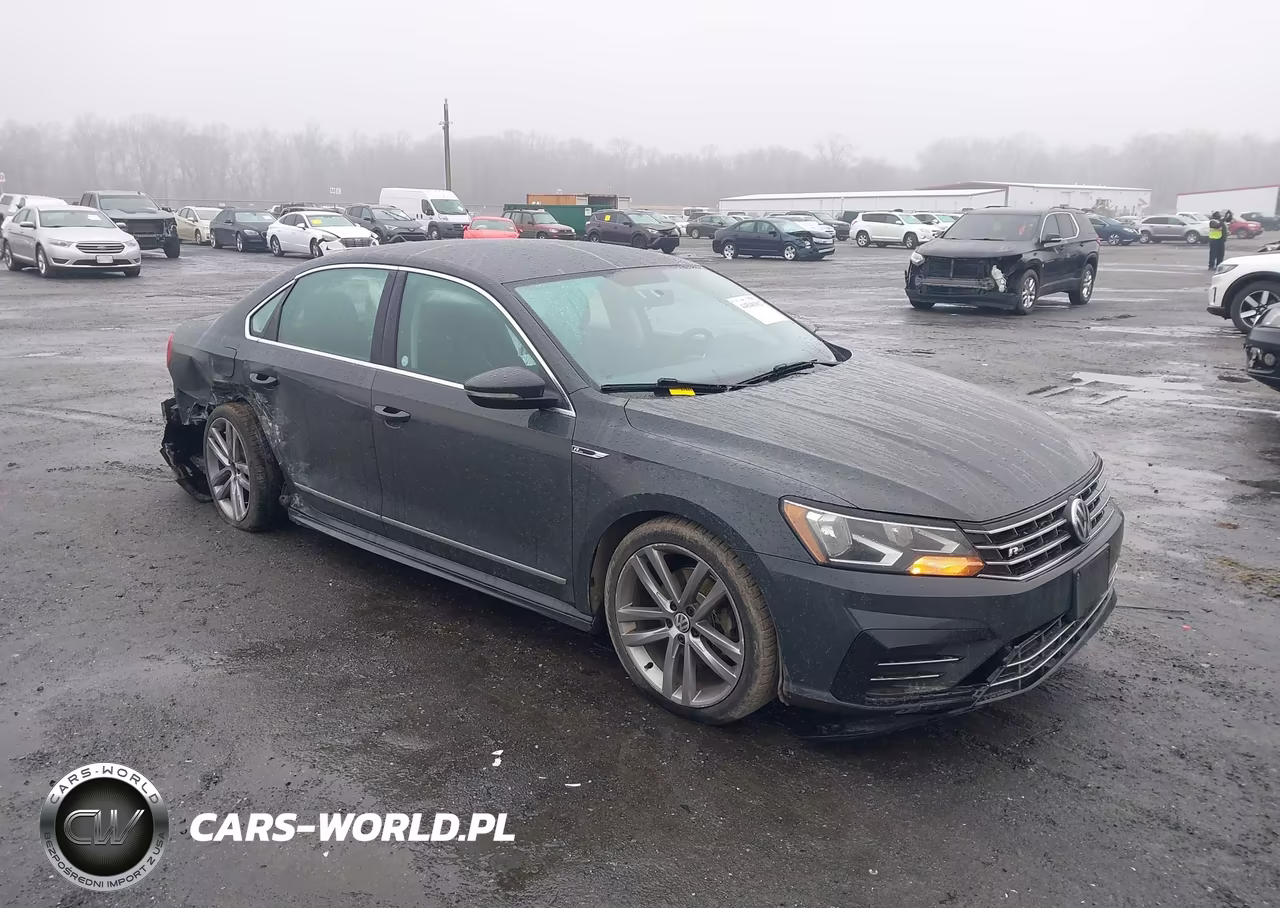 2017 Volkswagen Passat 1.8T R-Line – zdjęcie 1 z 16