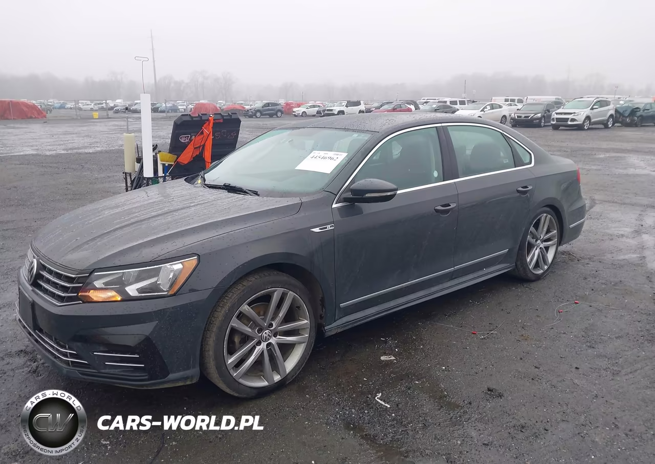 2017 Volkswagen Passat 1.8T R-Line VIN:1VWDT7A37HC058768 - 2