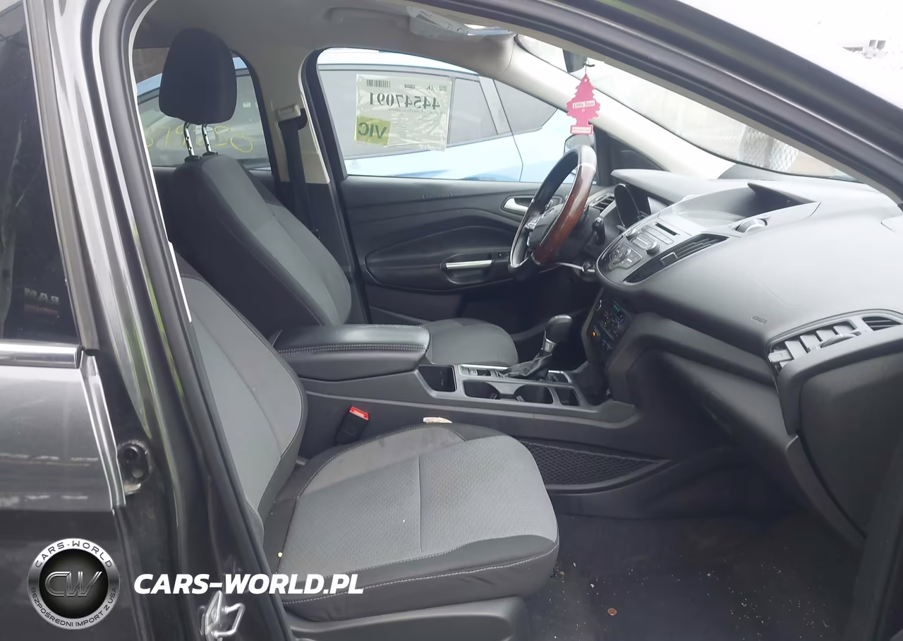2017 Ford Escape Se VIN:1FMCU9GD8HUA97785 - 5