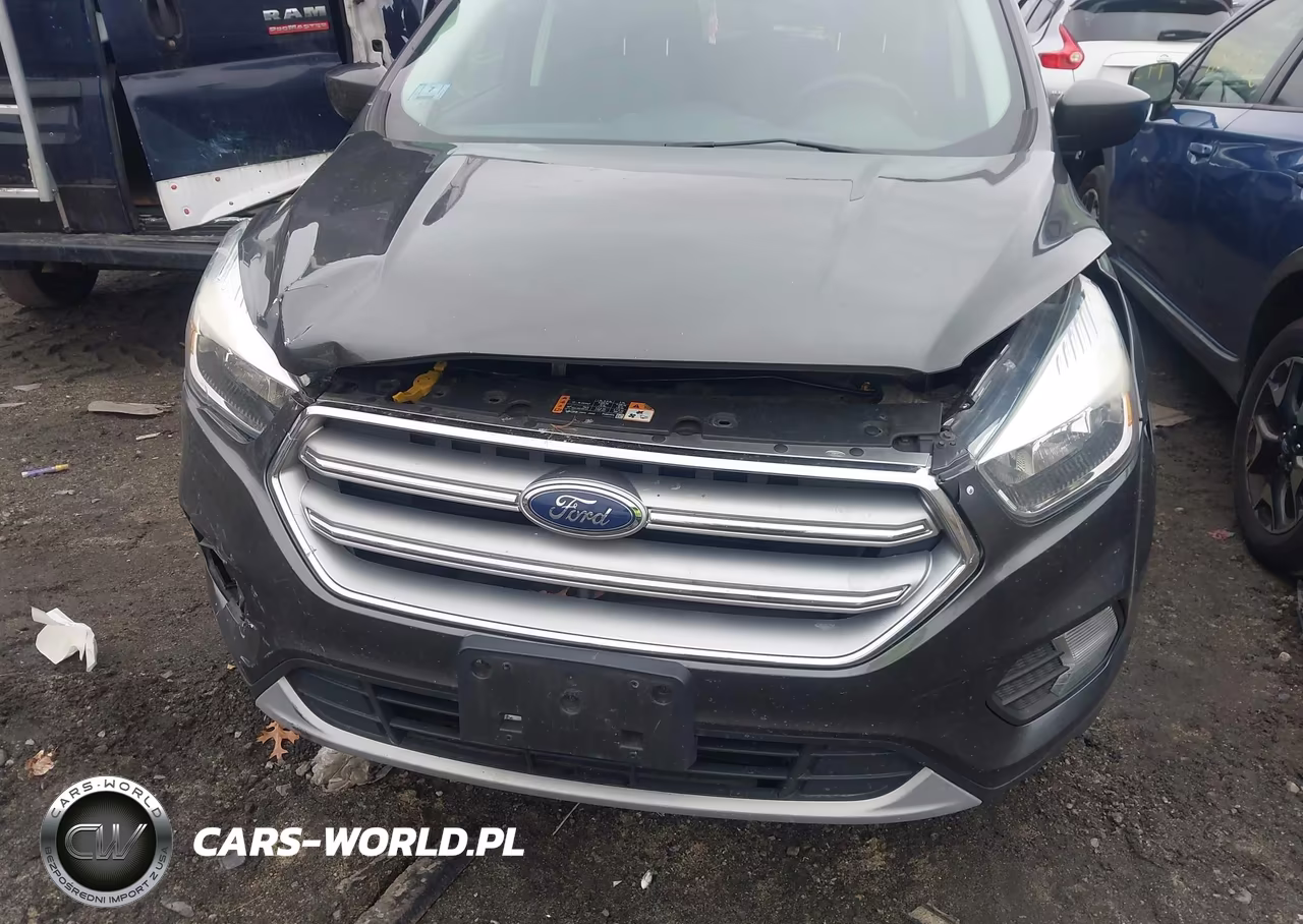 2017 Ford Escape Se VIN:1FMCU9GD8HUA97785 - 6