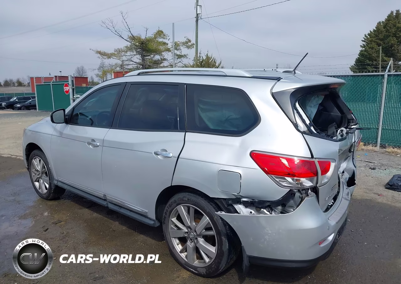 2014 Nissan Pathfinder Platinum VIN:5N1AR2MN1EC666345 - 3