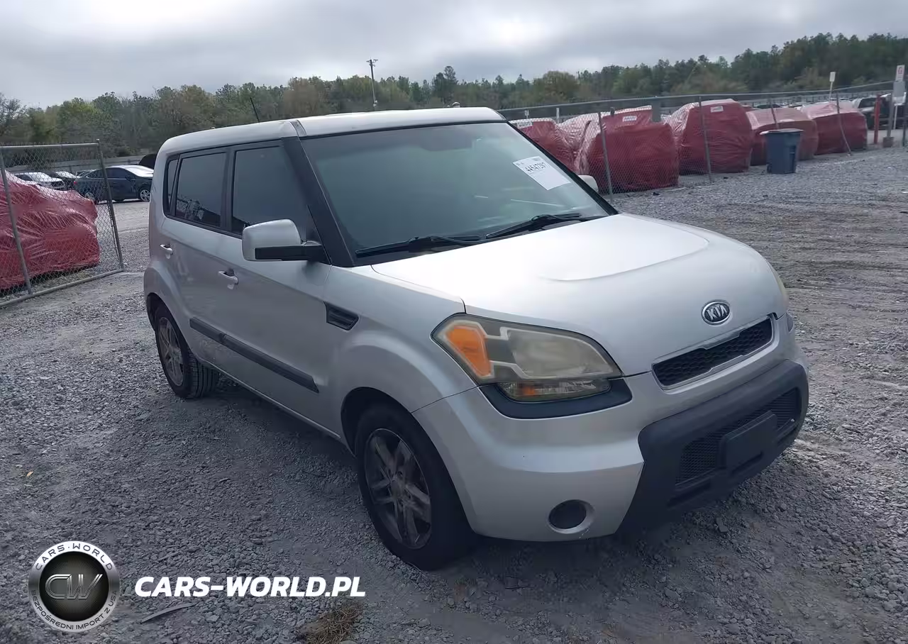 2011 Kia Soul +