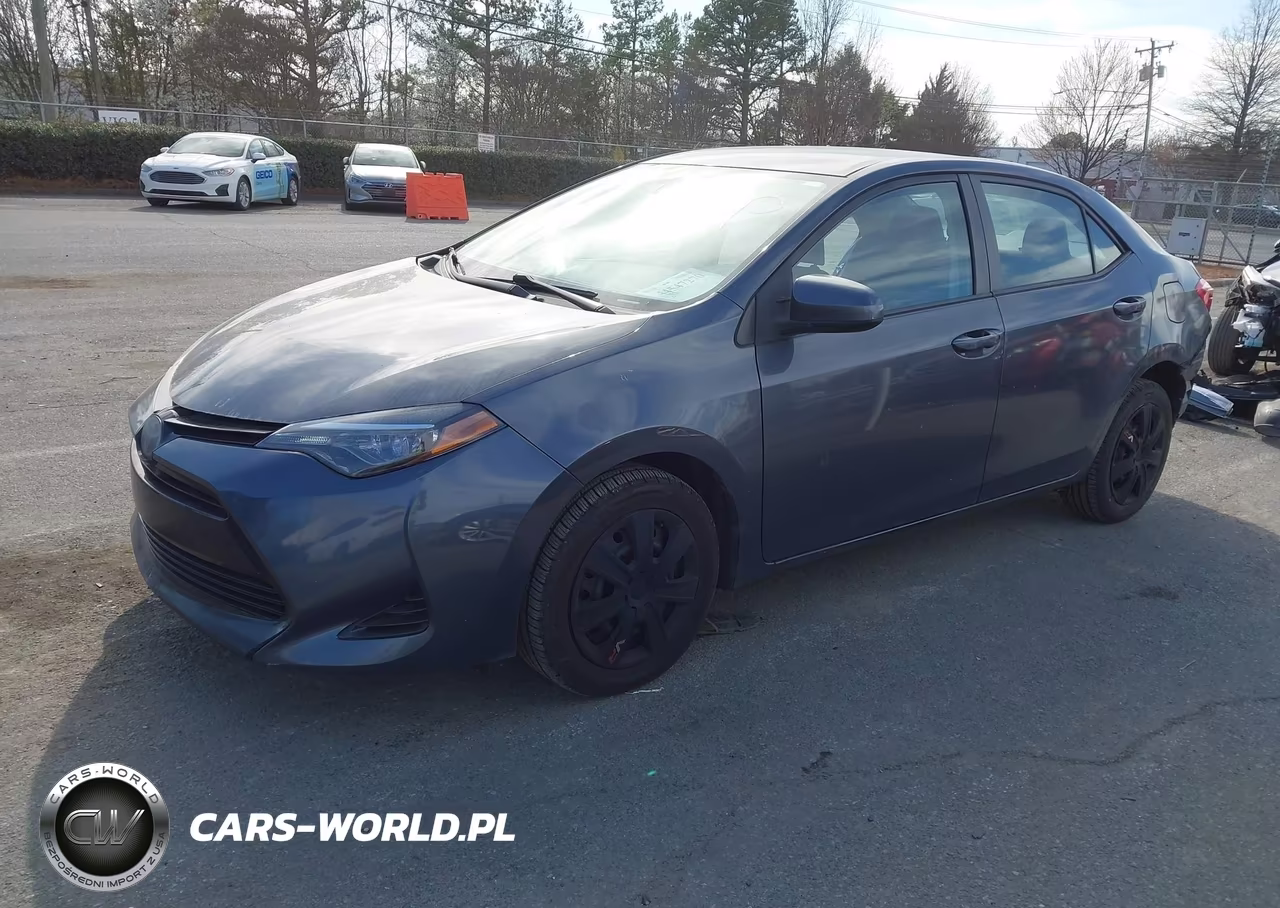 2018 Toyota Corolla Le VIN:5YFBURHE1JP756753 - 2