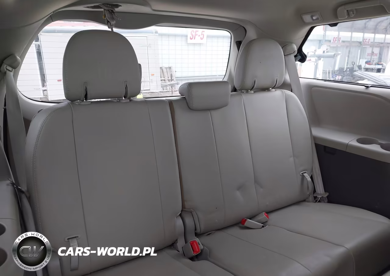 2014 Toyota Sienna Xle V6 8 Passenger VIN:5TDYK3DC3ES502461 - 17