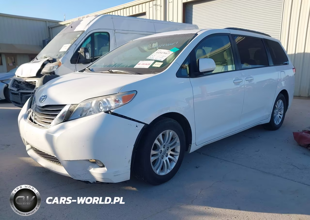 2014 Toyota Sienna Xle V6 8 Passenger VIN:5TDYK3DC3ES502461 - 2