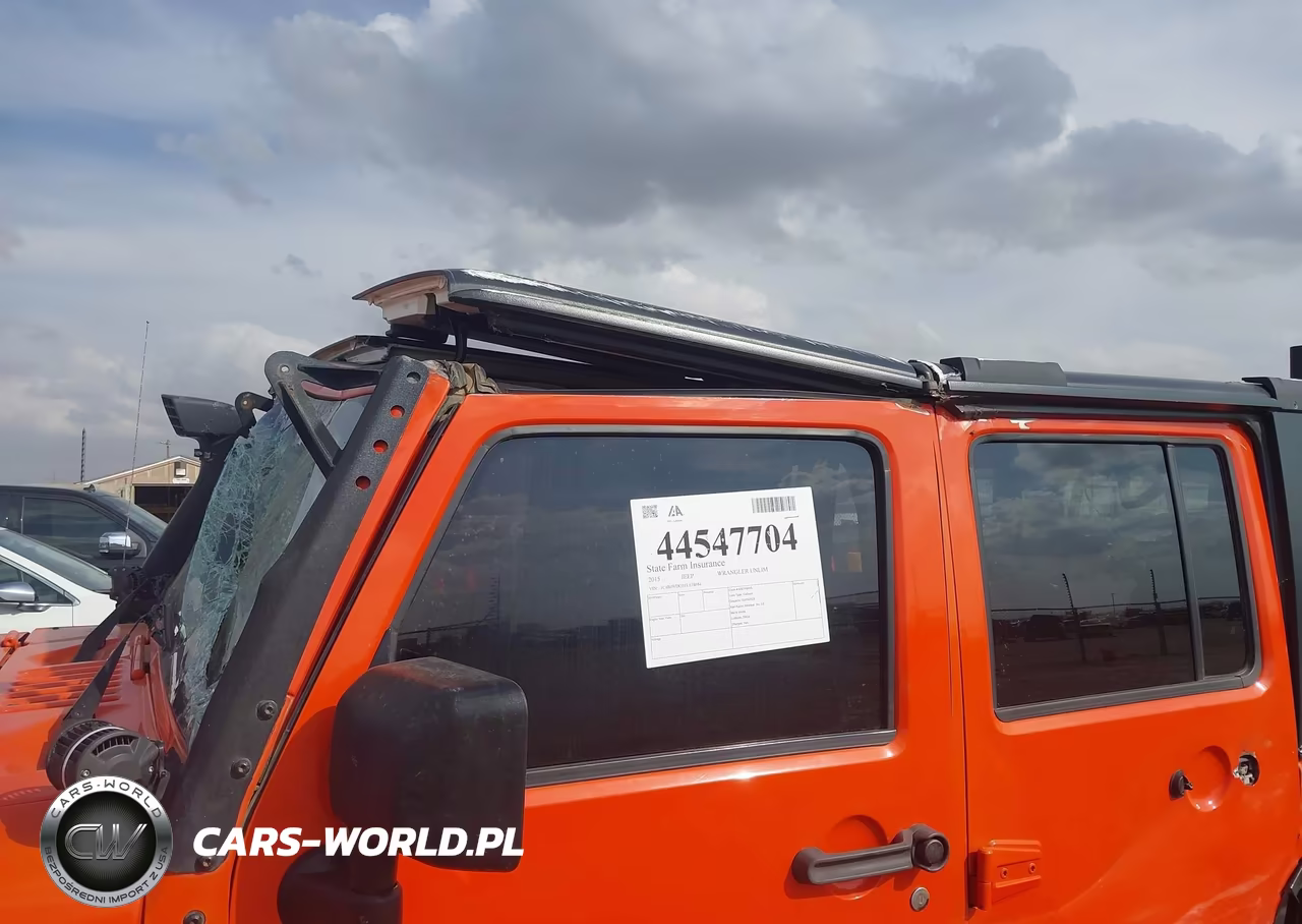 2015 Jeep Wrangler Unlimited Sport VIN:1C4BJWDG1FL638684 - 14