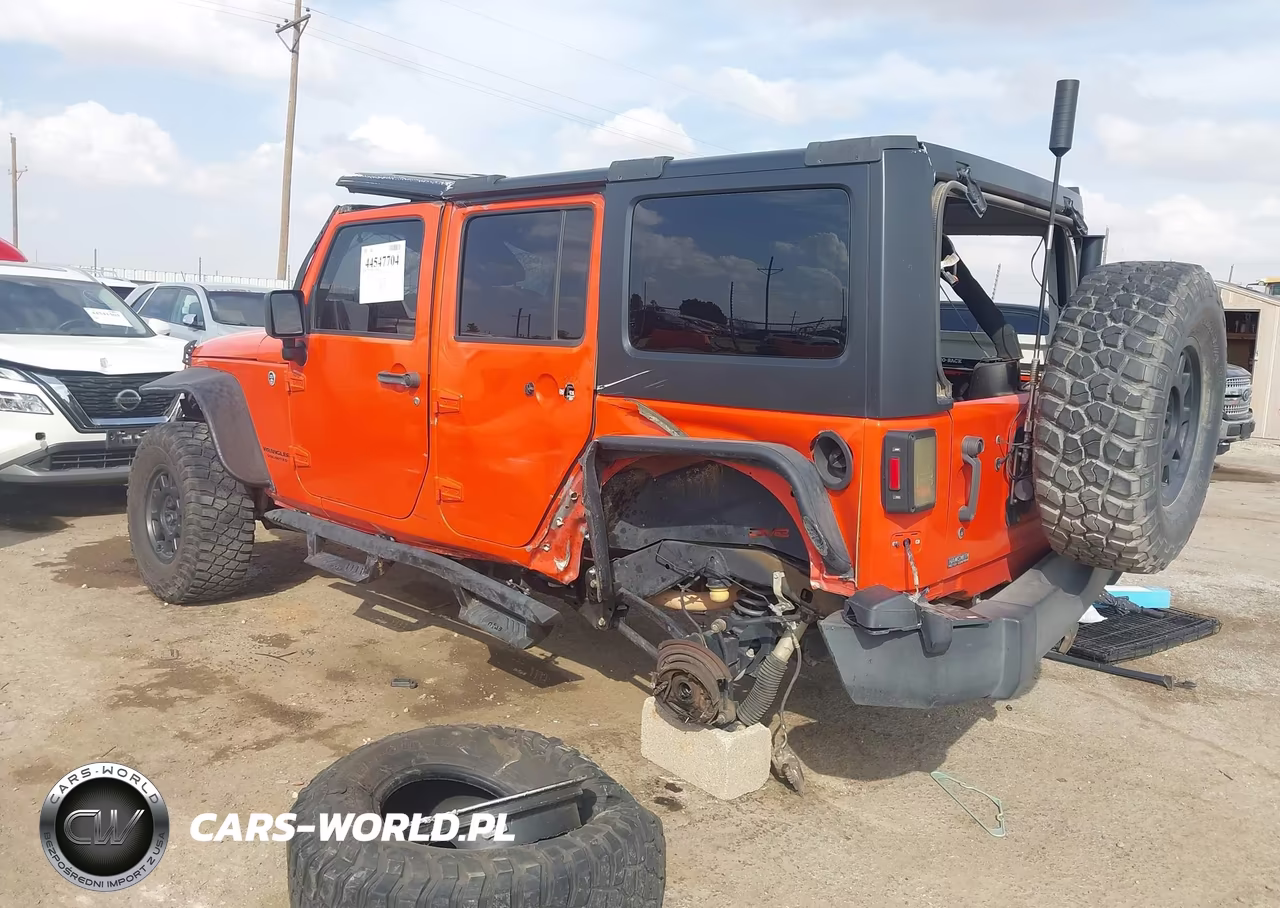 2015 Jeep Wrangler Unlimited Sport VIN:1C4BJWDG1FL638684 - 3