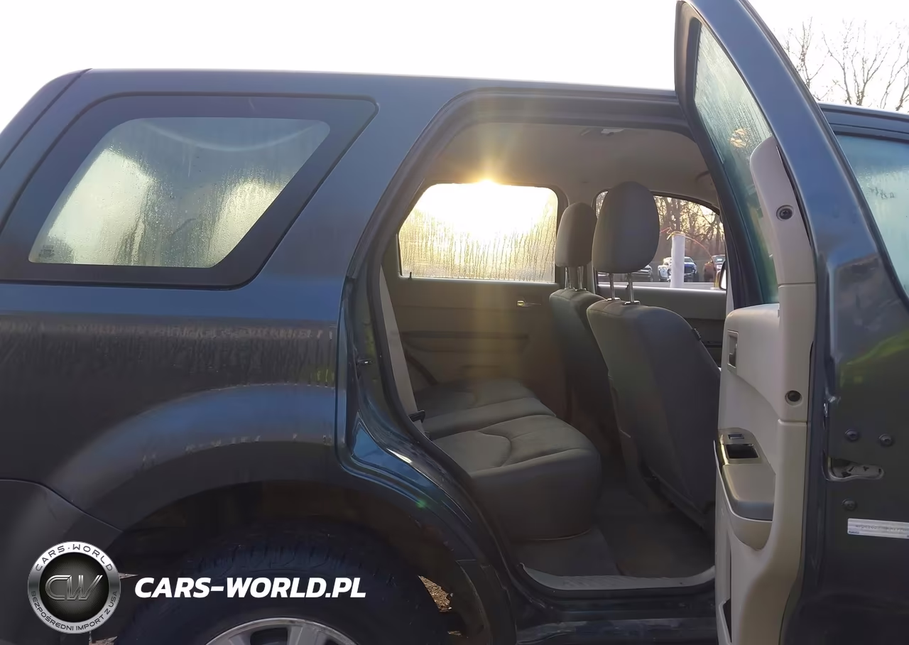 2008 Mazda Tribute I Sport VIN:4F2CZ02Z78KM17789 - 8