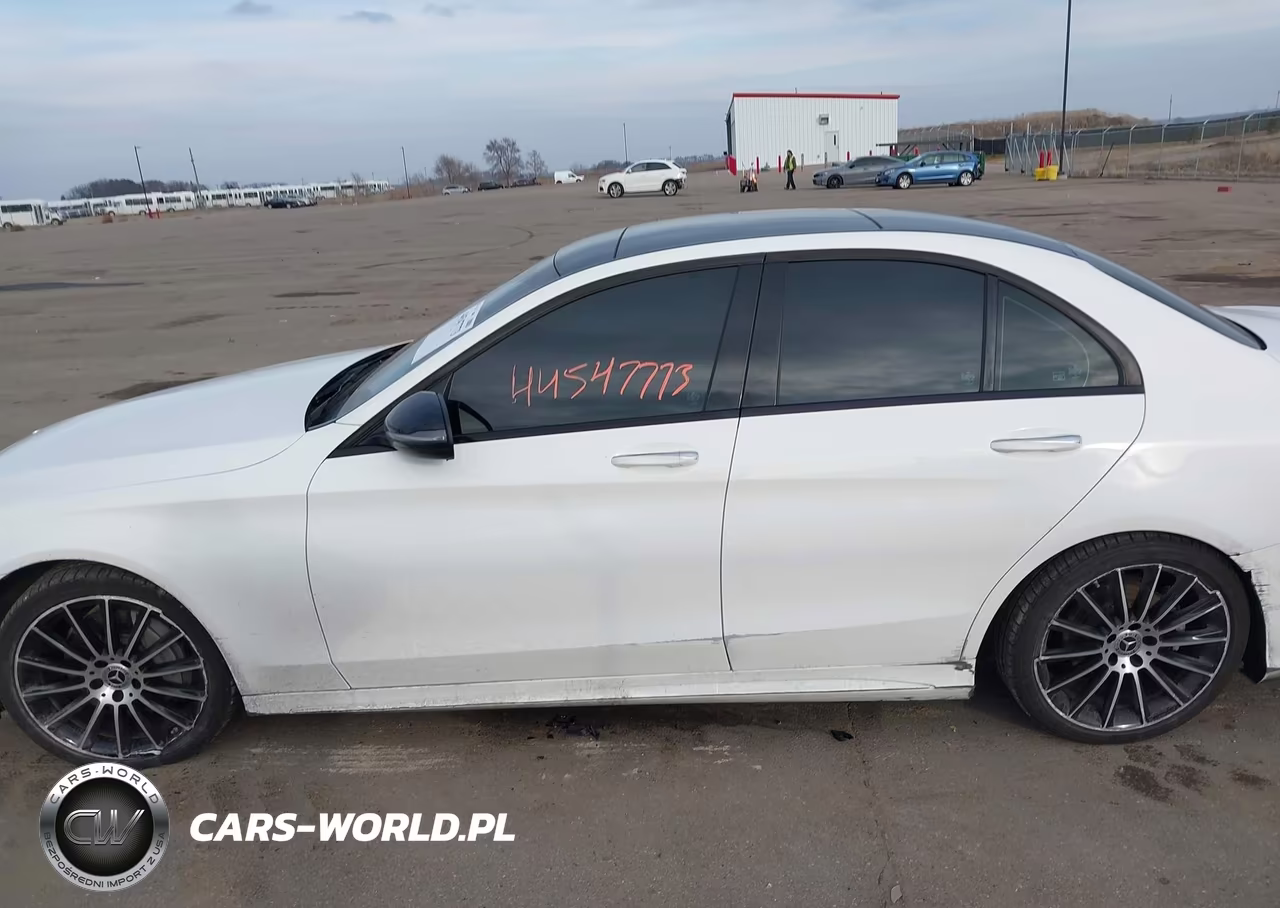 2019 Mercedes-Benz C 300 4Matic VIN:55SWF8EB3KU315587 - 14