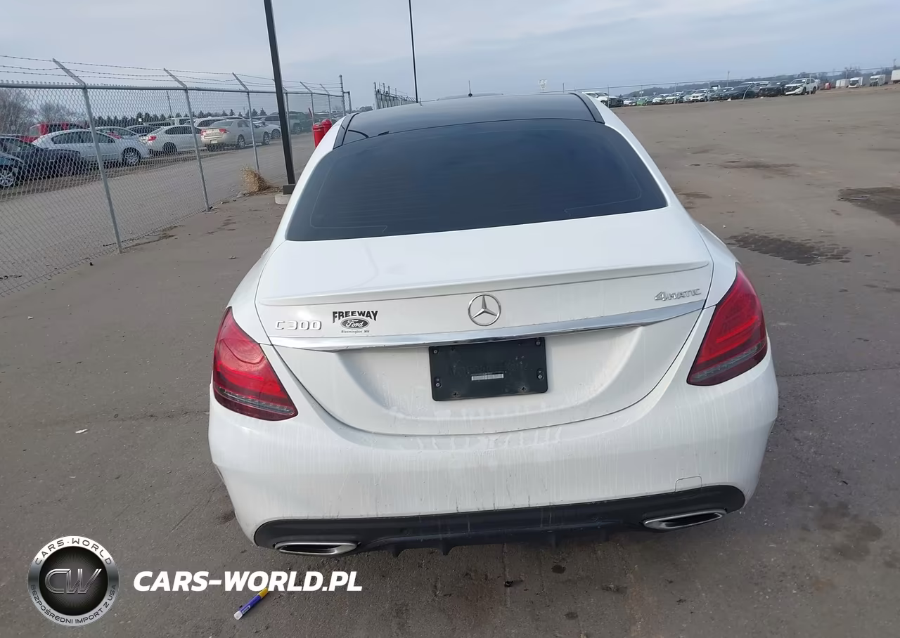 2019 Mercedes-Benz C 300 4Matic VIN:55SWF8EB3KU315587 - 16