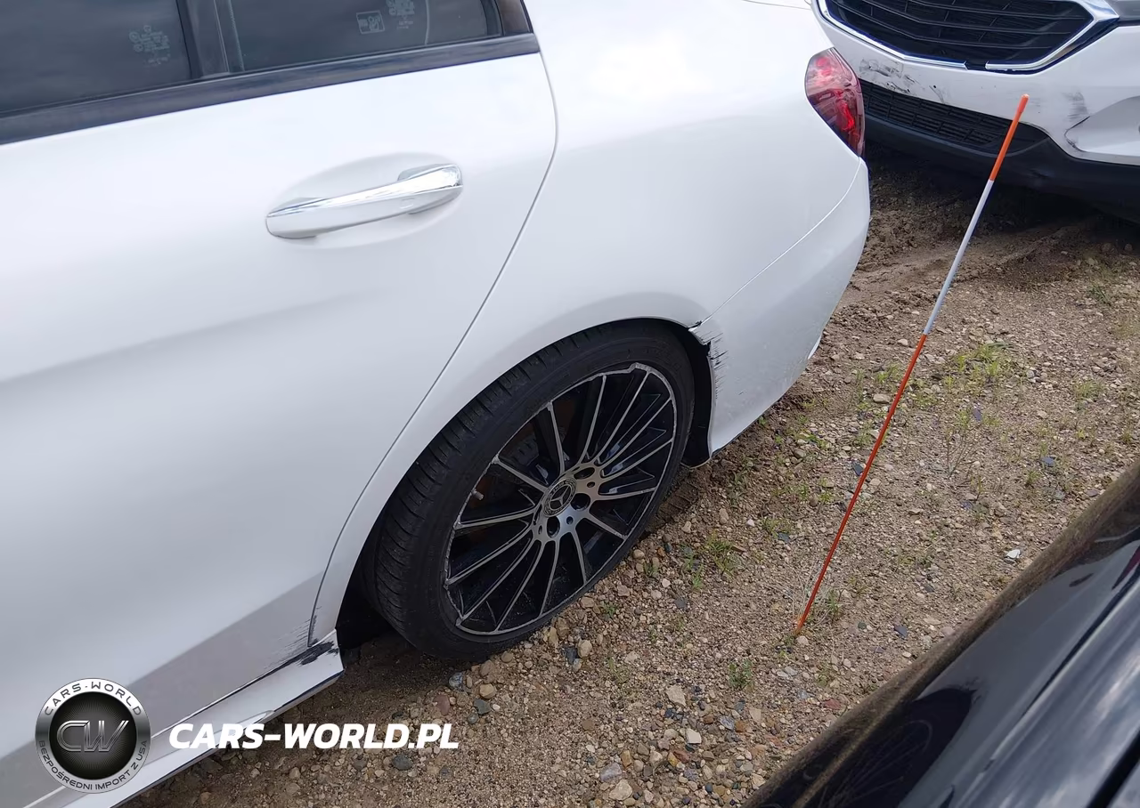 2019 Mercedes-Benz C 300 4Matic VIN:55SWF8EB3KU315587 - 17