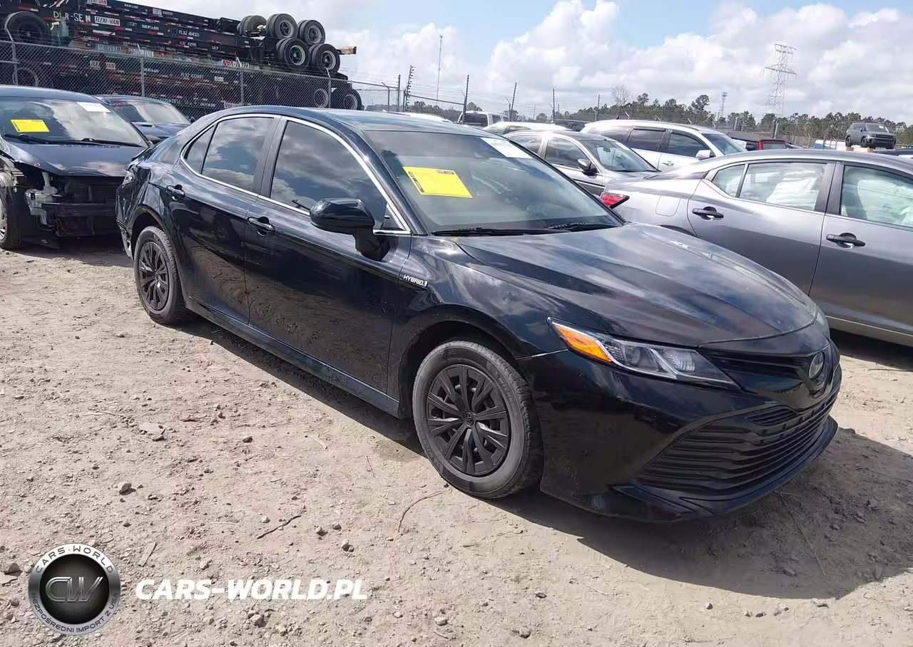 2020 Toyota Camry Le Hybrid